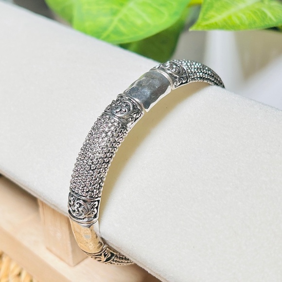 Periwinkle By Barlow Ornate Silver Tone Bangle Bracelet - Picture 2 of 8